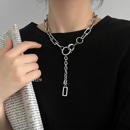 Elegant Metal Chain Necklace – Minimalist Fashion Jewelry for Women 2024 – Elegant Men's Accessory | Accessorio Uomo Elegante