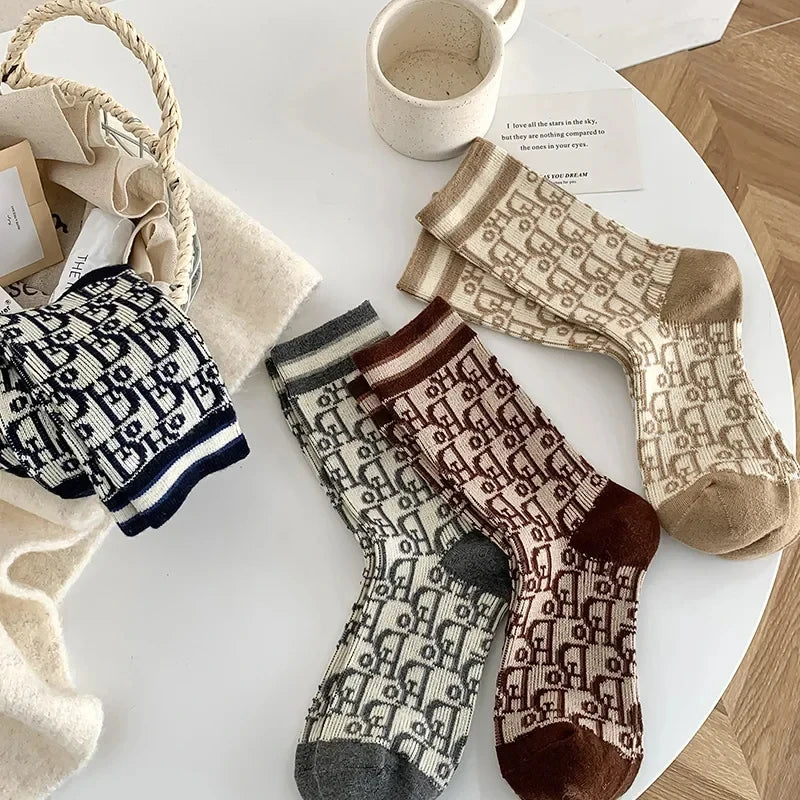 DRAVEN — Women's Wool Warm Socks – French Style Letter Design