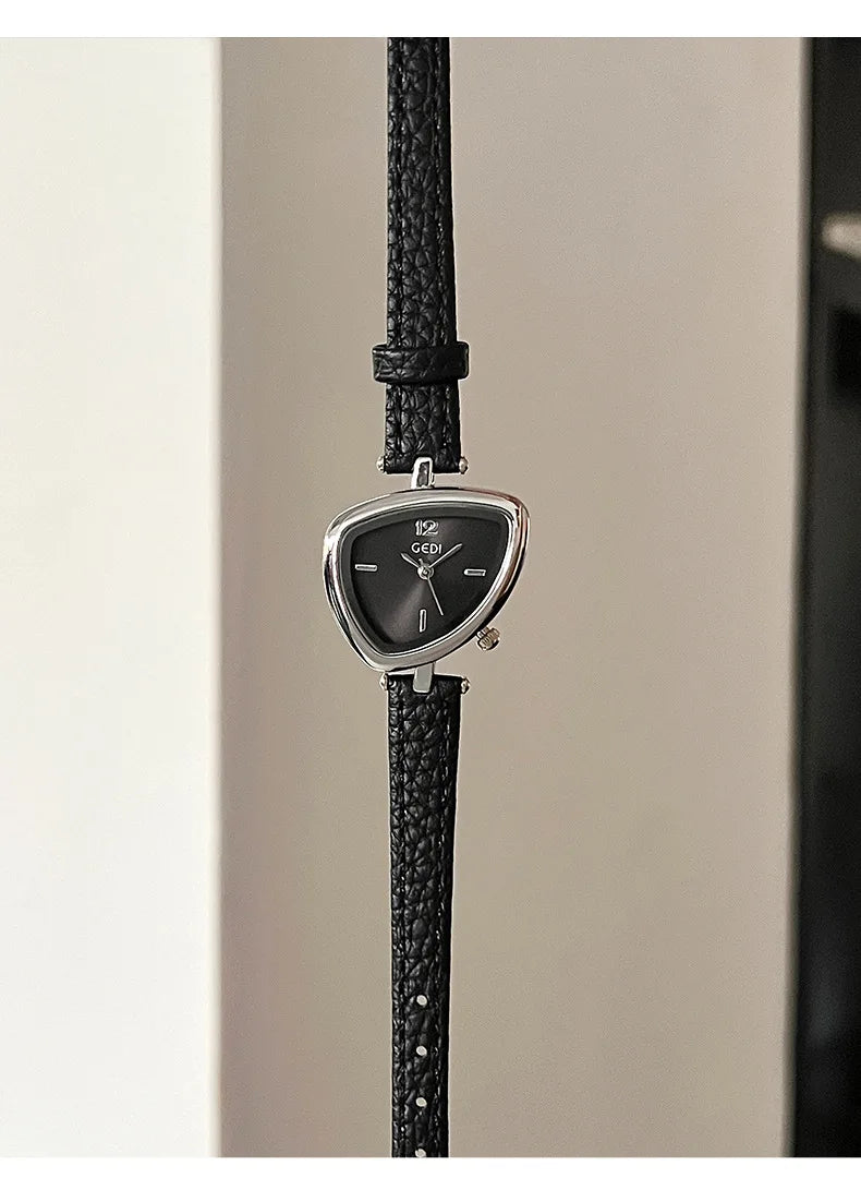 Men’s Triangular Luxury Watch – Bold Stainless Steel Design – Elegant Men's Accessory | Accessorio Uomo Elegante