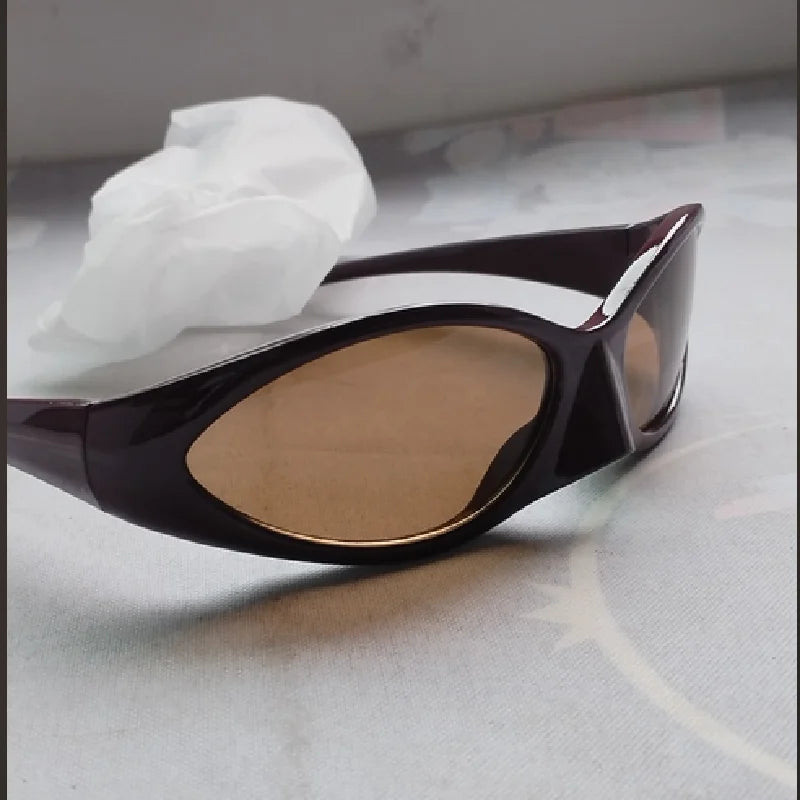 Burgundy Cat Eye Sunglasses – Reflective Punk Luxury Shades – Elegant Men's Accessory | Accessorio Uomo Elegante