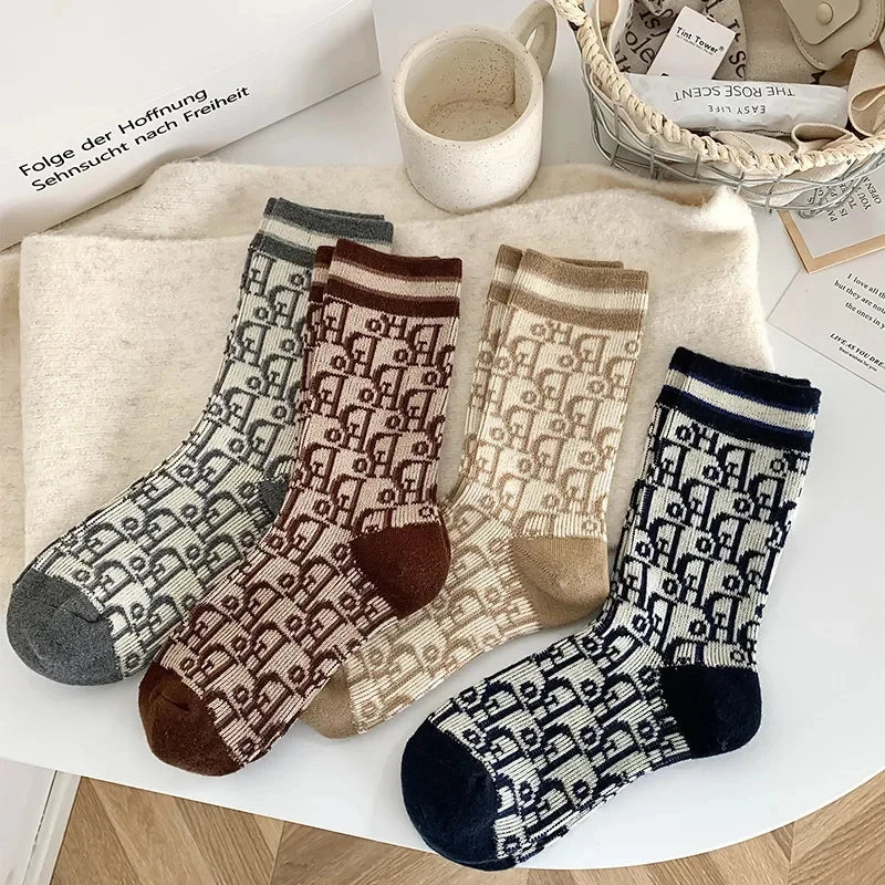 DRAVEN — Women's Wool Warm Socks – French Style Letter Design