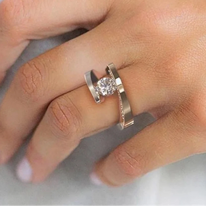 Princess Crown Rose Gold Ring – Elegant Men's Accessory | Accessorio Uomo Elegante