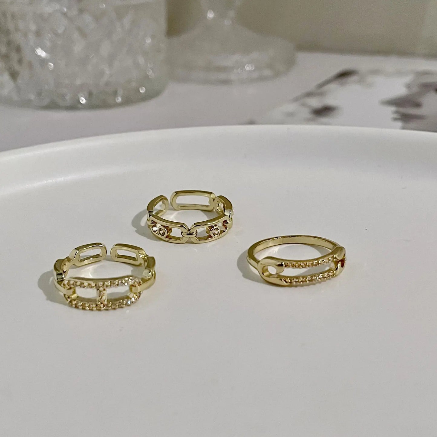 DRAVEN — 18K Gold Geometric Zircon Ring