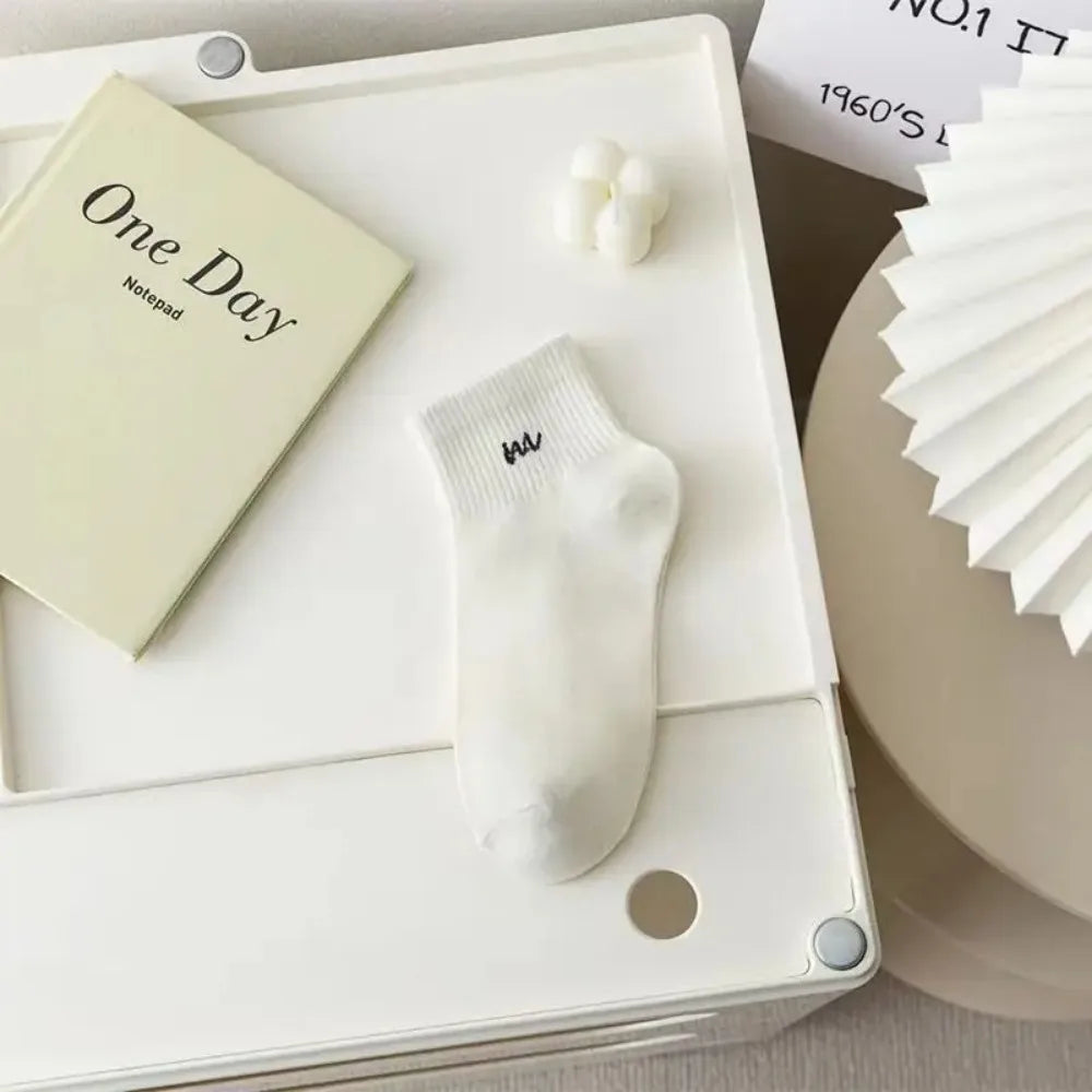 DRAVEN — 5 Pairs Letter Print Short Socks – Soft & Breathable