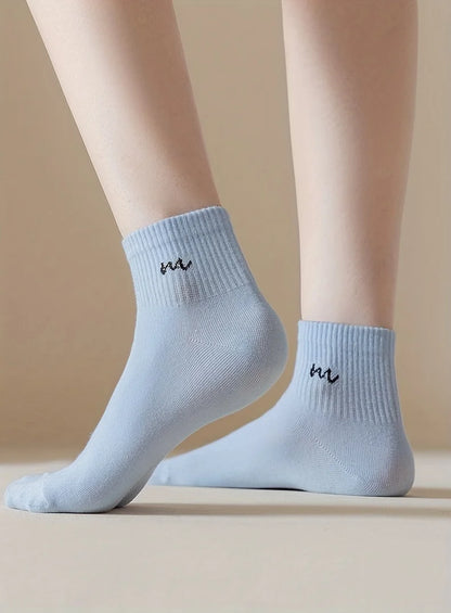 5 Pairs Letter Print Short Socks – Soft Breathable Design