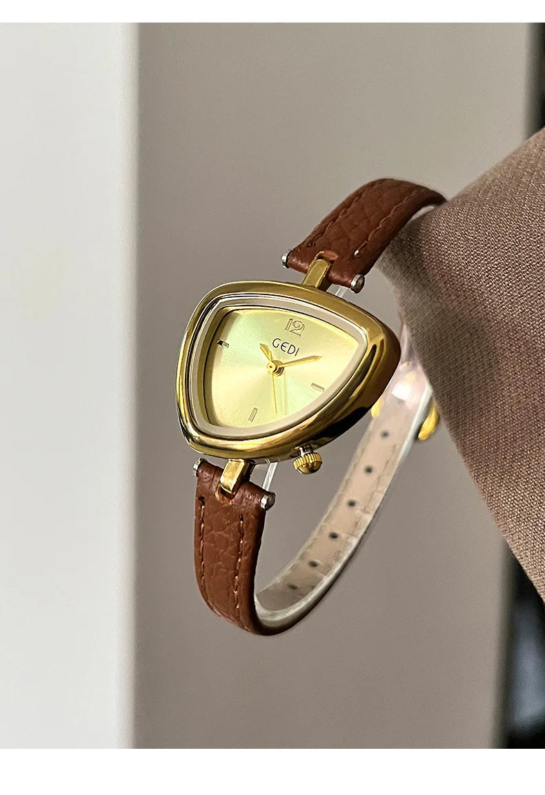 Men’s Triangular Luxury Watch – Bold Stainless Steel Design – Elegant Men's Accessory | Accessorio Uomo Elegante