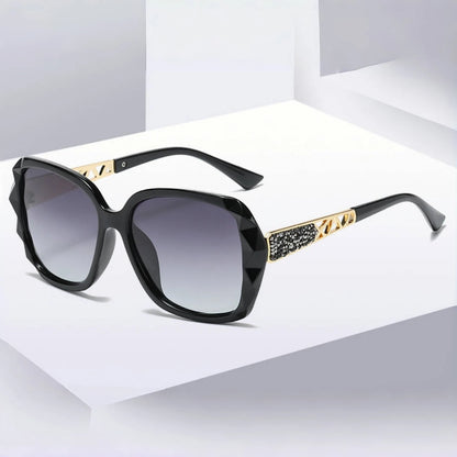 Diamond-Embellished Sunglasses – Elegant Summer Design – Elegant Men's Accessory | Accessorio Uomo Elegante