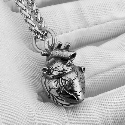 Anatomical Heart Pendant Necklace – Stainless Steel Unisex Jewelry – Elegant Men's Accessory | Accessorio Uomo Elegante