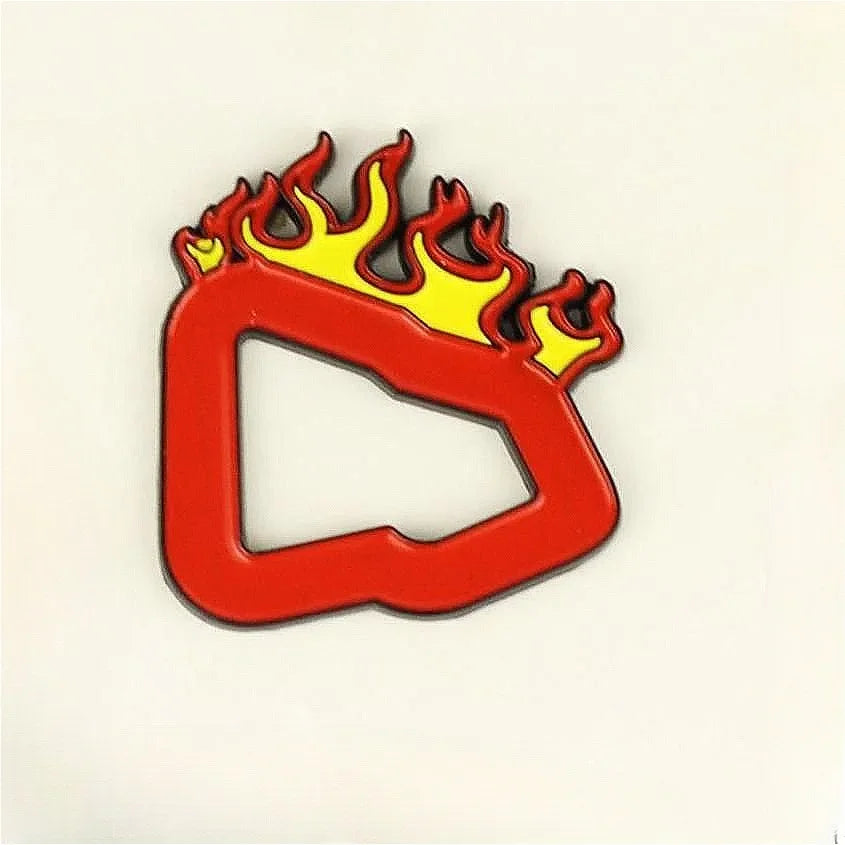 DRAVEN — Virgin Mary Metal Pin – Retro Baseball Cap Brooch