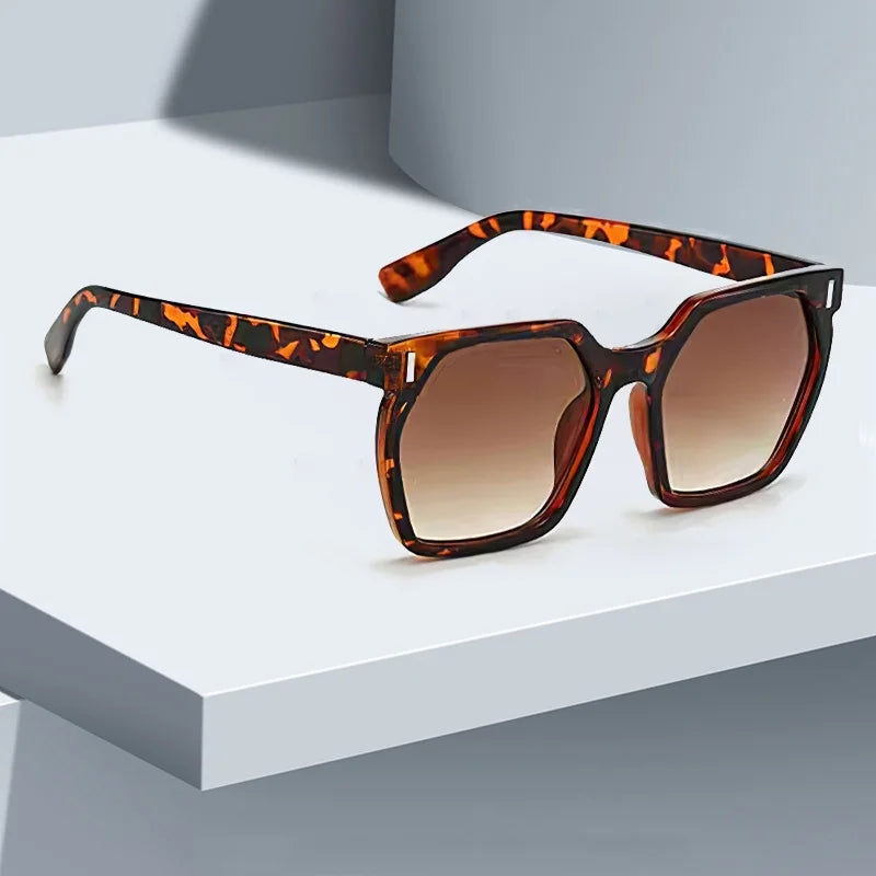 DRAVEN — Elegant Spotted Frame Sunglasses – 2025 Fashion Edition