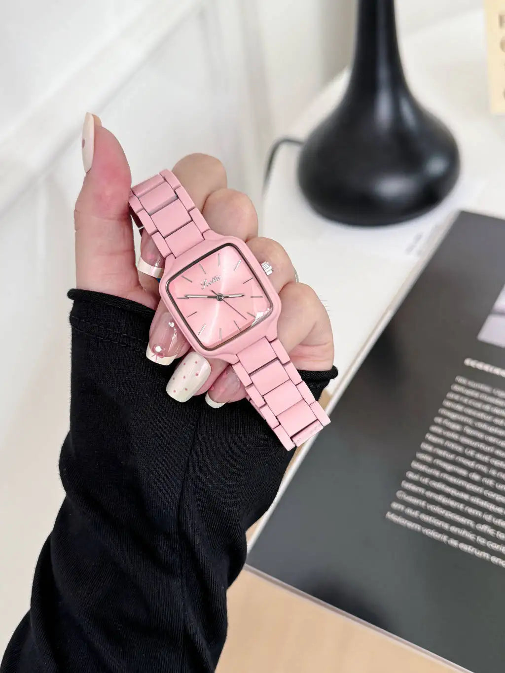 Contemporary Grace – Women’s Square Alloy Watch 2025 Edition – Elegant Men's Accessory | Accessorio Uomo Elegante