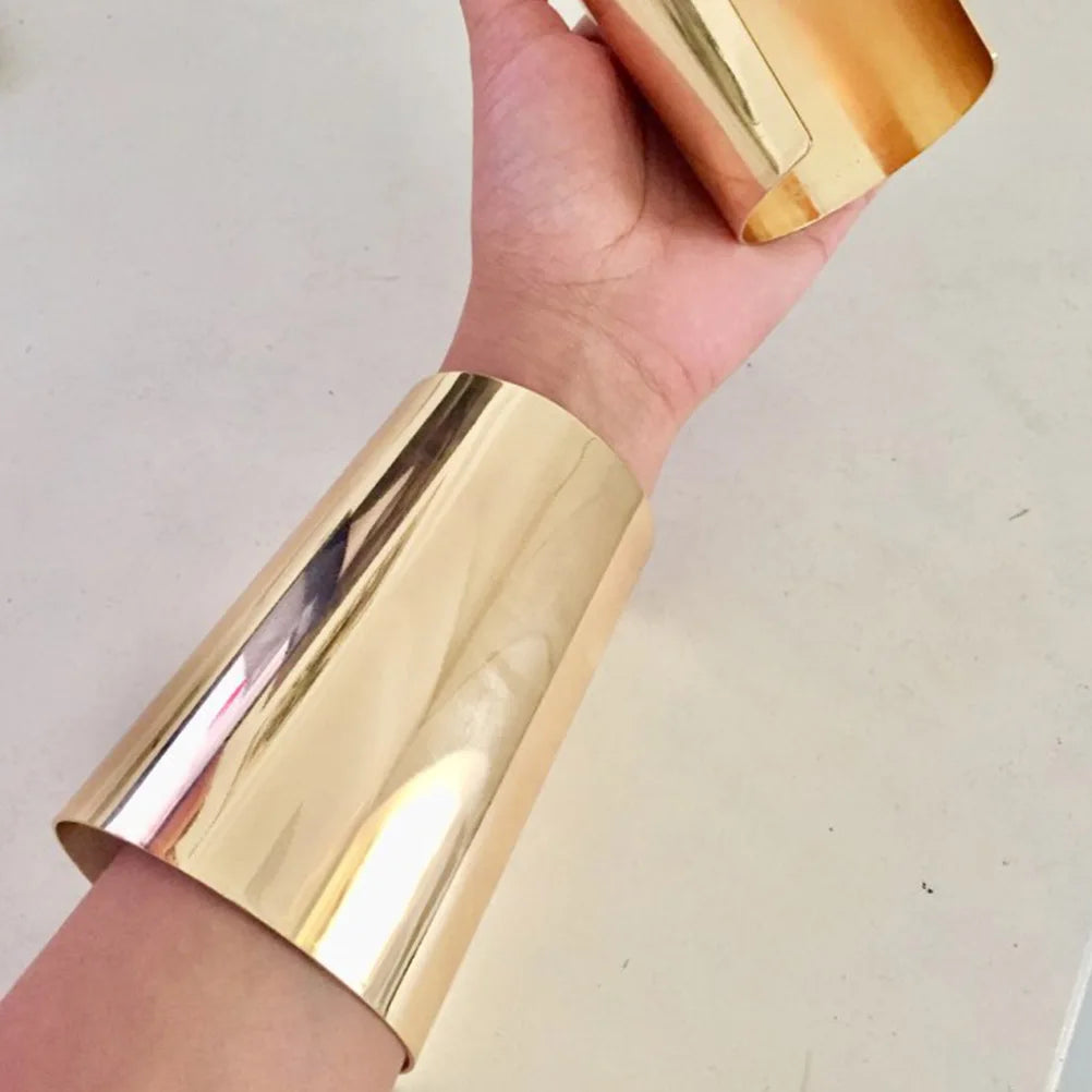 DRAVEN — Wide Golden Metal Bracelet