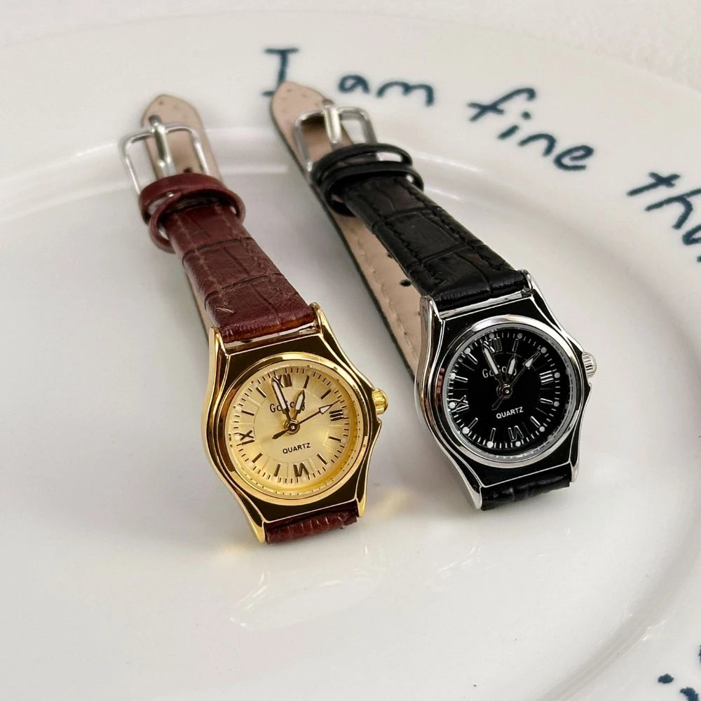 Grace in Motion – Women’s Leather Quartz Watch with Stainless Steel Details – Elegant Men's Accessory | Accessorio Uomo Elegante