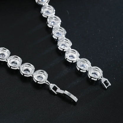 Classic Necklace & Earring Set – Elegant Fashion Accessories for Women