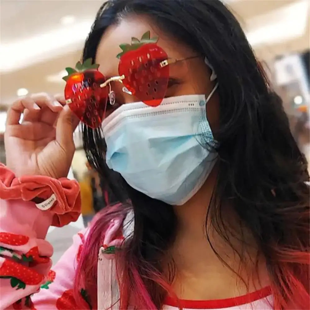 DRAVEN — Strawberry Sunglasses – Unique Rave Party Retro Eyewear